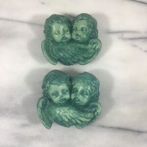 Vintage Twin Green Cherub Angels Figurine Pair Statue Wall Art Plaque Kitsch